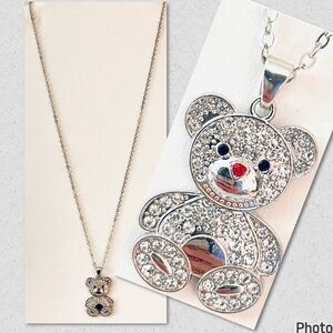 NWT Gorgeous Silver Bear Long Chain Bling Bling Necklace with White Rhinestones